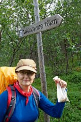 Auf dem letzten Abschnitt unserer Wanderung wollten wir noch Pilze für ein Abendessen sammeln. Im Beutel ist schon einer.