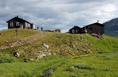 Toma hat das Tagesziel erreicht.  Wie vorausgesagt, kamen wir 18.30 Uhr an der Hütte an. Michael Anton, der Hüttenwirt, sprach hervorragend Deutsch. Wir bekamen die beiden letzten Plätze in der Hütte 3.